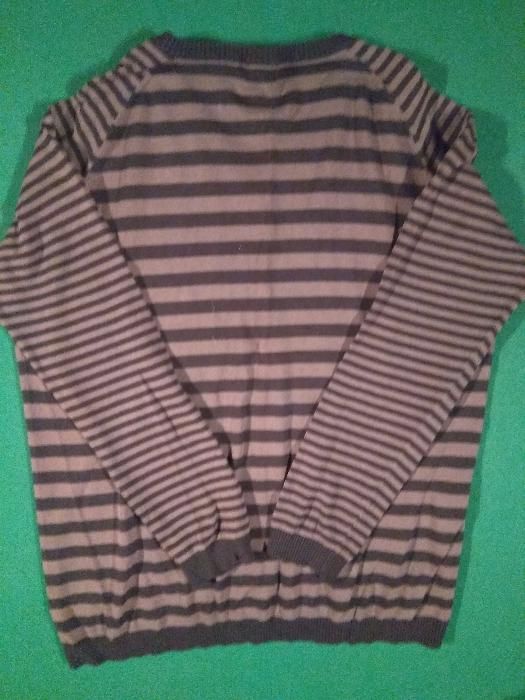 Sweter swetr w paski dekolt serek rozm XL/XXL