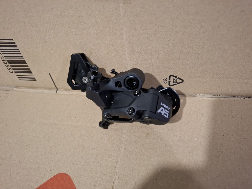 ВЕЛОсипедные переключатели скоростей/перекидки задние Shimano; L-TWOO.