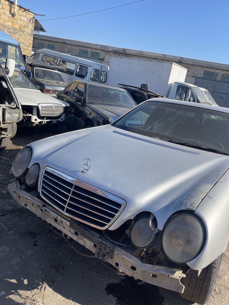 На болти та гайки Mercedes W210 3.2 cdi
