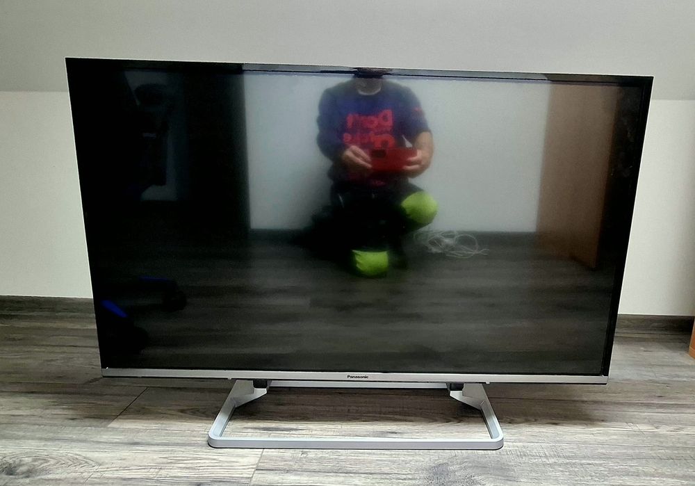 Panasonic 42 cale