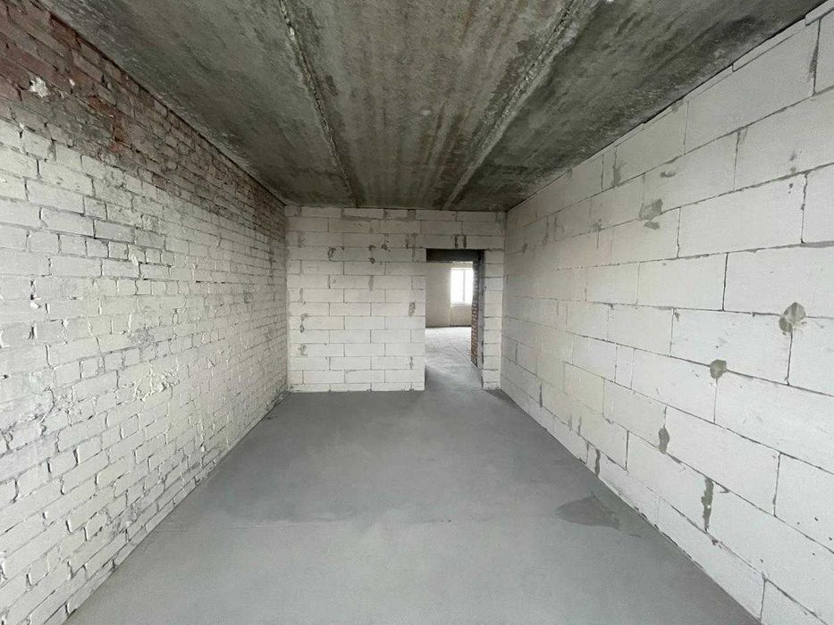 Продаж дворівневої квартири з терасою | с. Білогородка, вул.Саєнка, 11