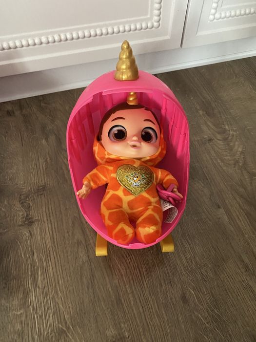 Лялька інтерактивна, Ельза