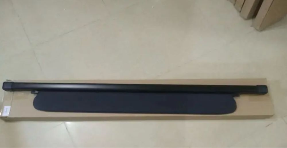 Полка, шторка в багажник Тойота  Toyota Land Cruiser 200