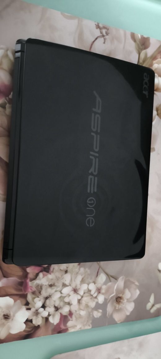 Acer aspire one D257