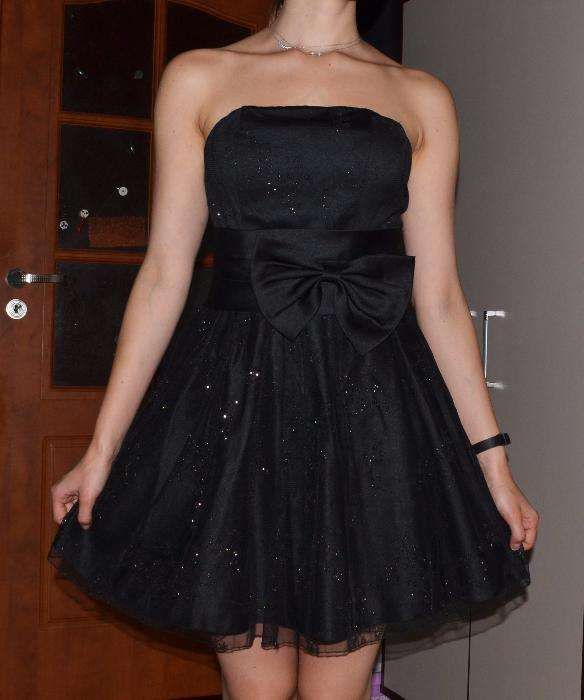 Wyjściowa błyszcząca koronkowa czarna sukienka S 36 kokarda