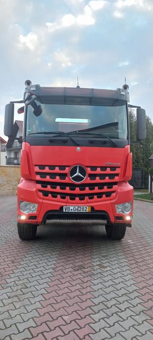 Mercedes Arocs 8x4 3245 MEILLER-KIPPER