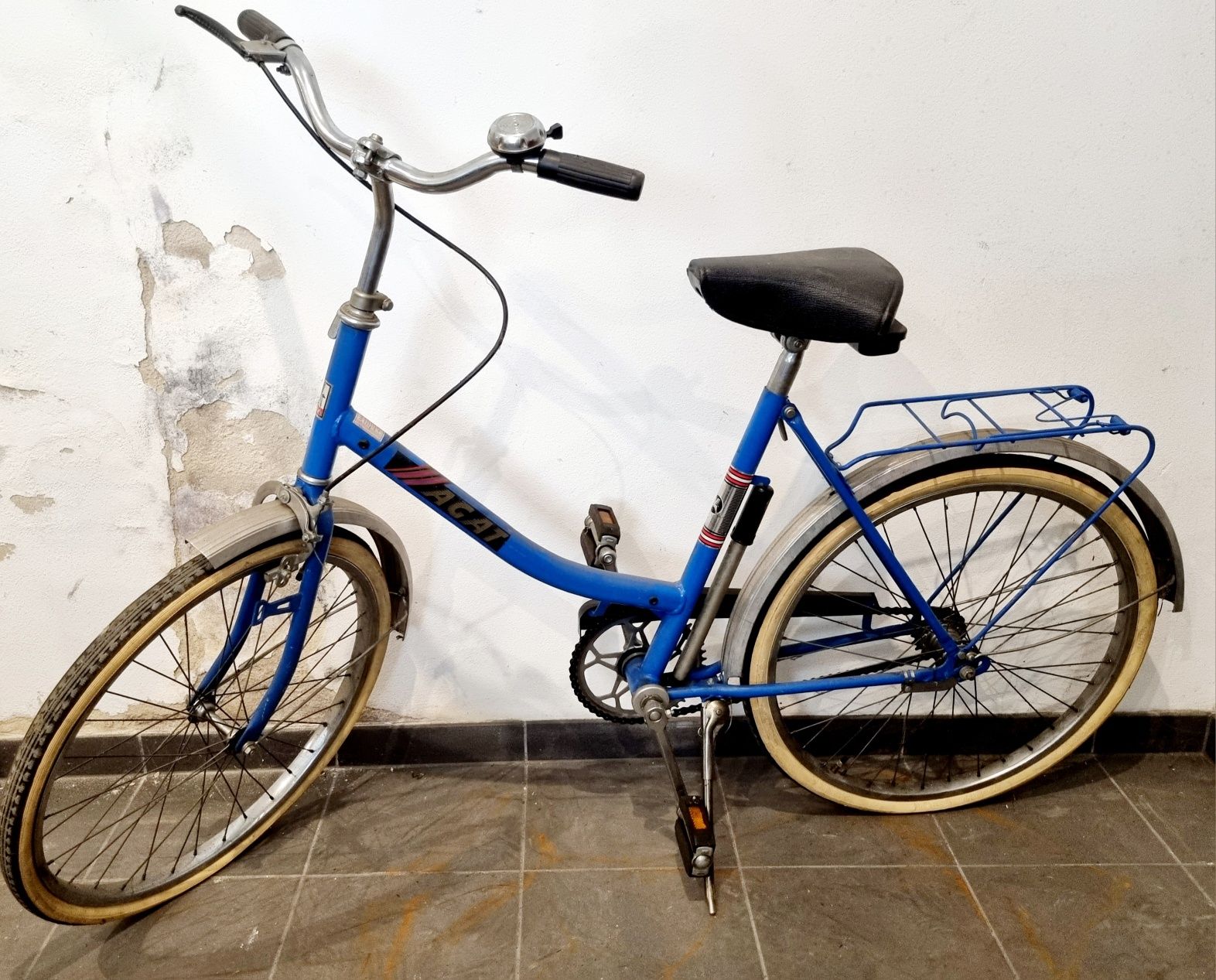 Stary rower predom Agat