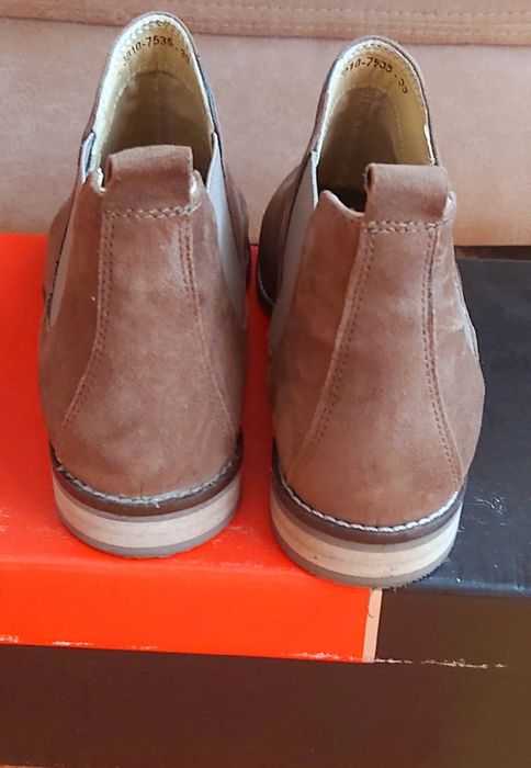 Черевики шкіряні замшеві жіночі демисезонні 39р.