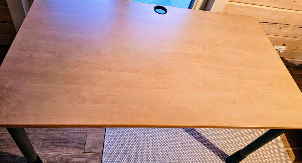 Biurko Kinnarps  140x80
