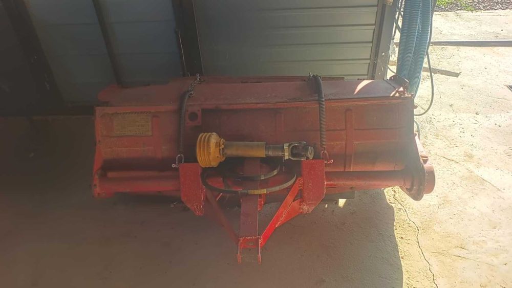 Mitshubishi 2300D w komplecie kosiarka bijakowa, pług, glebogryzarka!