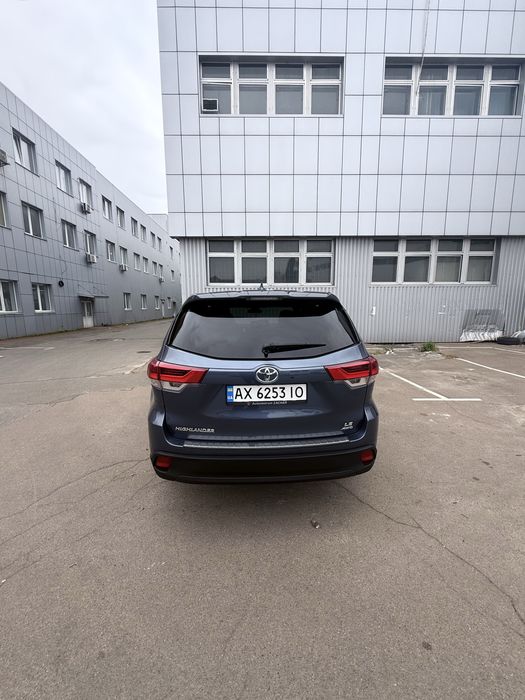 Toyota Highlander 2017 AWD 3.5 V6  Відмінний стан  110 000 км