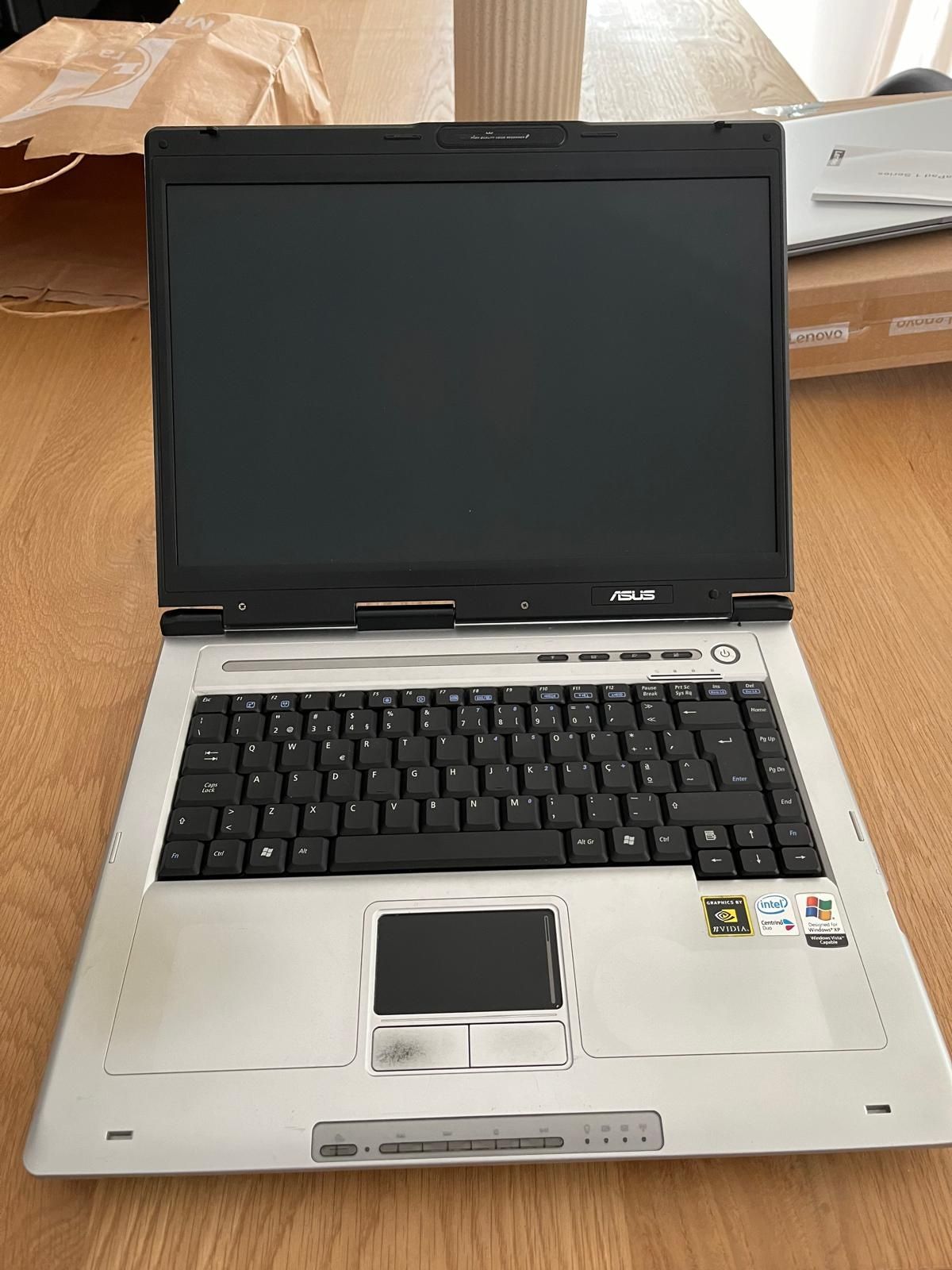 Portátil Asus Z92J