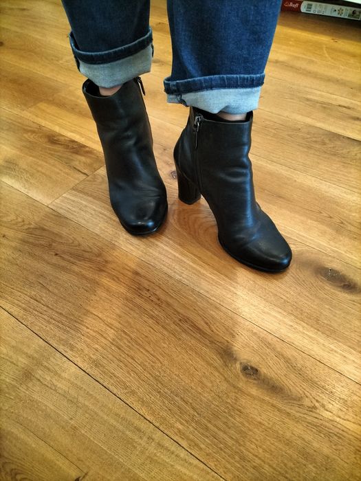 Kozaki damskie nieocieplane skóra naturalna ECCO roz.40