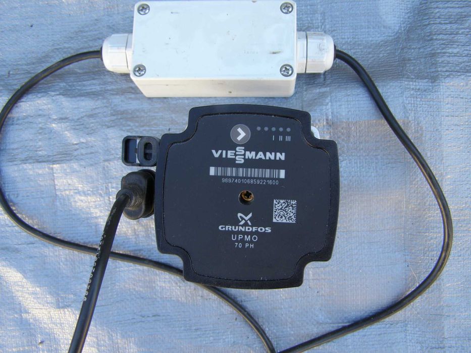 Kocioł , piec gazowy Viessmann  Vitopend 100 na części