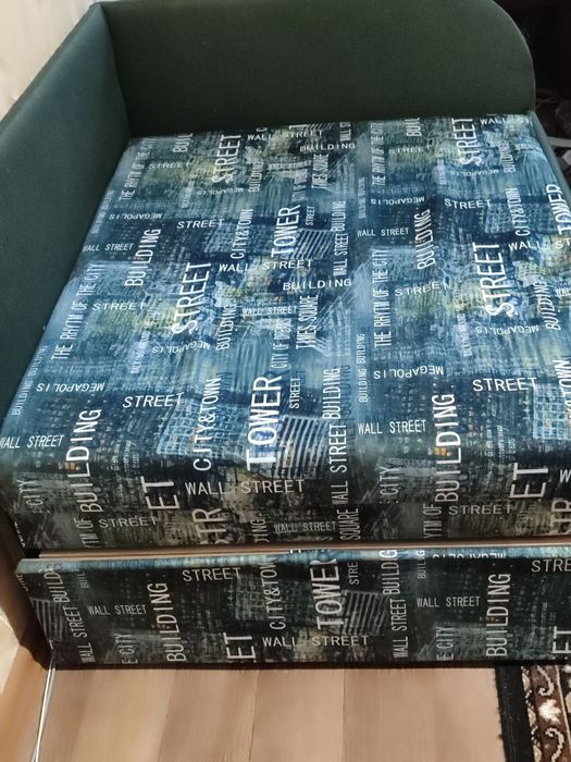 Продам диван -ліжко з ящиком для речей