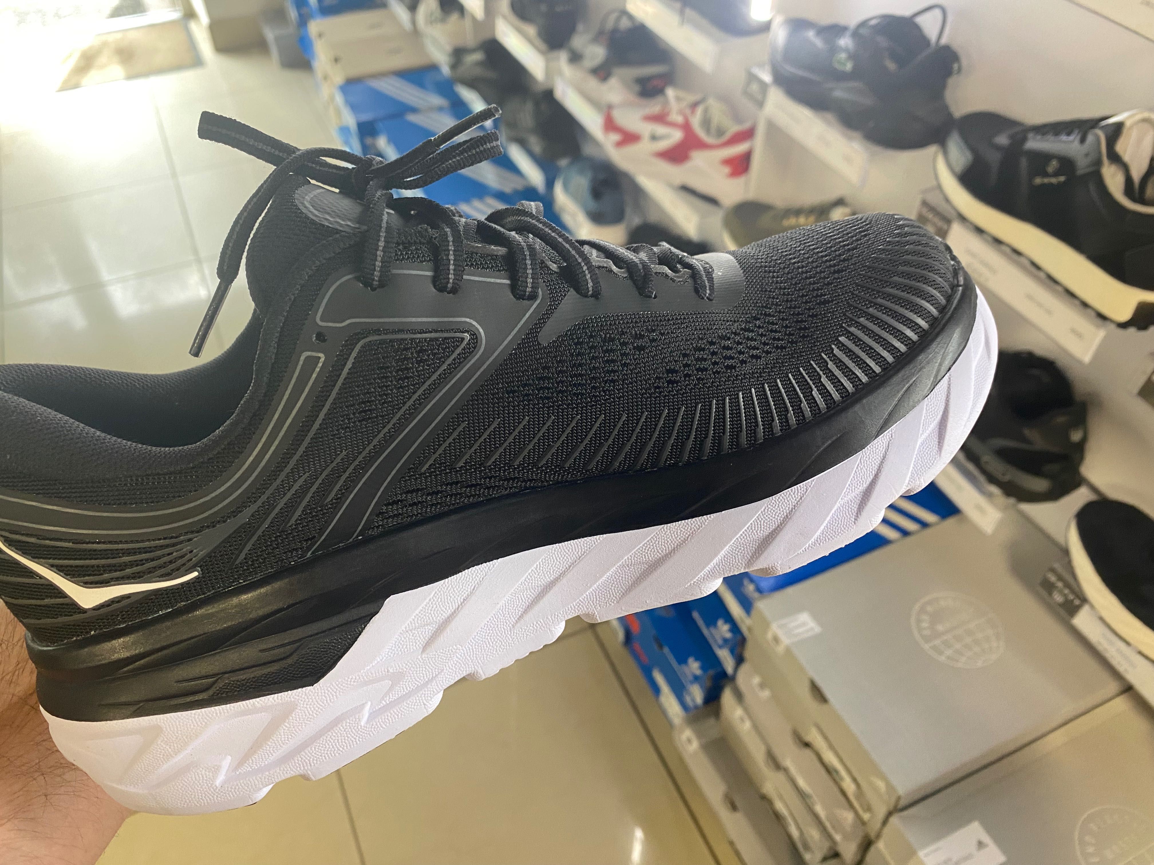 Оригінальні бігові кросівки Hoka One One Bondi 7 1110519