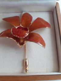 Живая орхидея - брошь-булавка и серьги в прозрачной эмали с позолотой