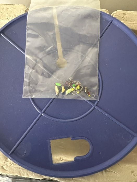 Ящик для зимової риболовлі salmo flagman снасті