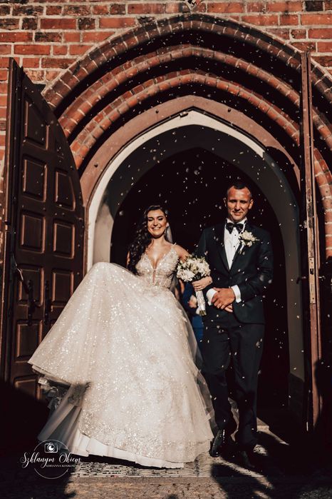 Suknia ślubna glamour