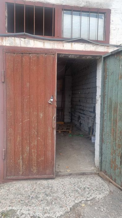 Склад на ул.Сикевича 150 - 900м2 на рампе.