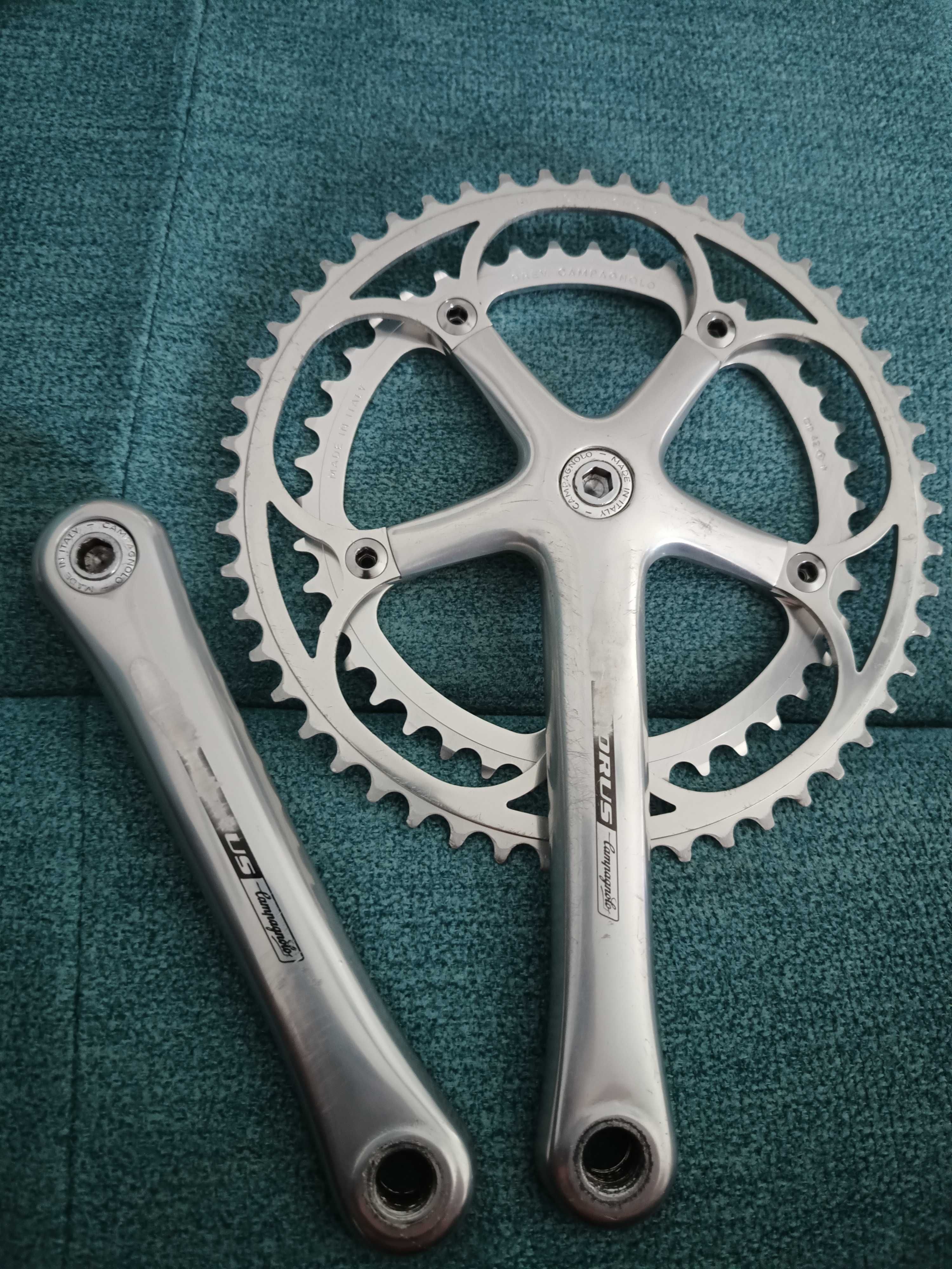 Продам систему/шатуны Campagnolo Chorus 170mm
