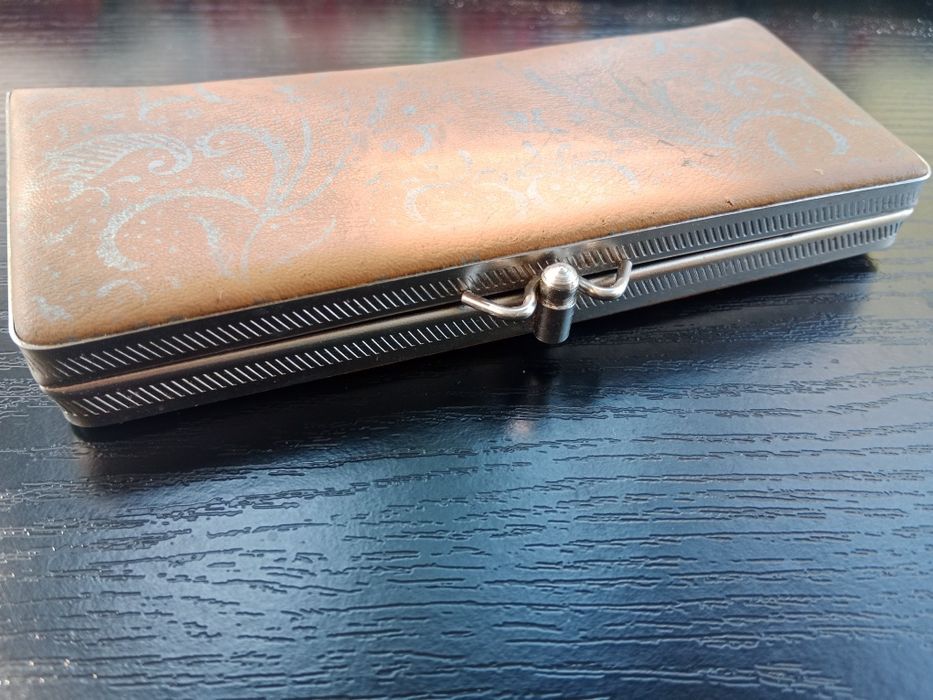 Stylowe Etui Na Okulary z PRL-u – Idealne Dla Miłośników Retro!