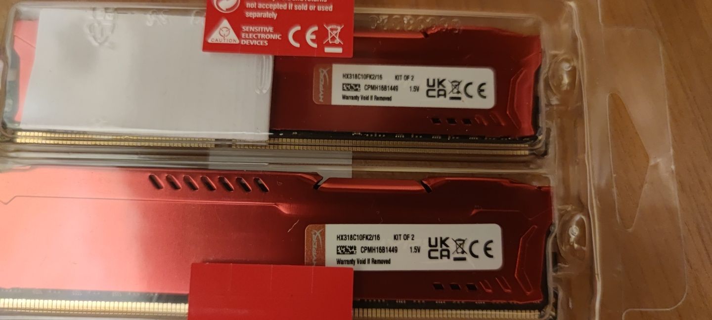 Продам DDR3 1866 hyperX fury 16gb 16Гб kingston