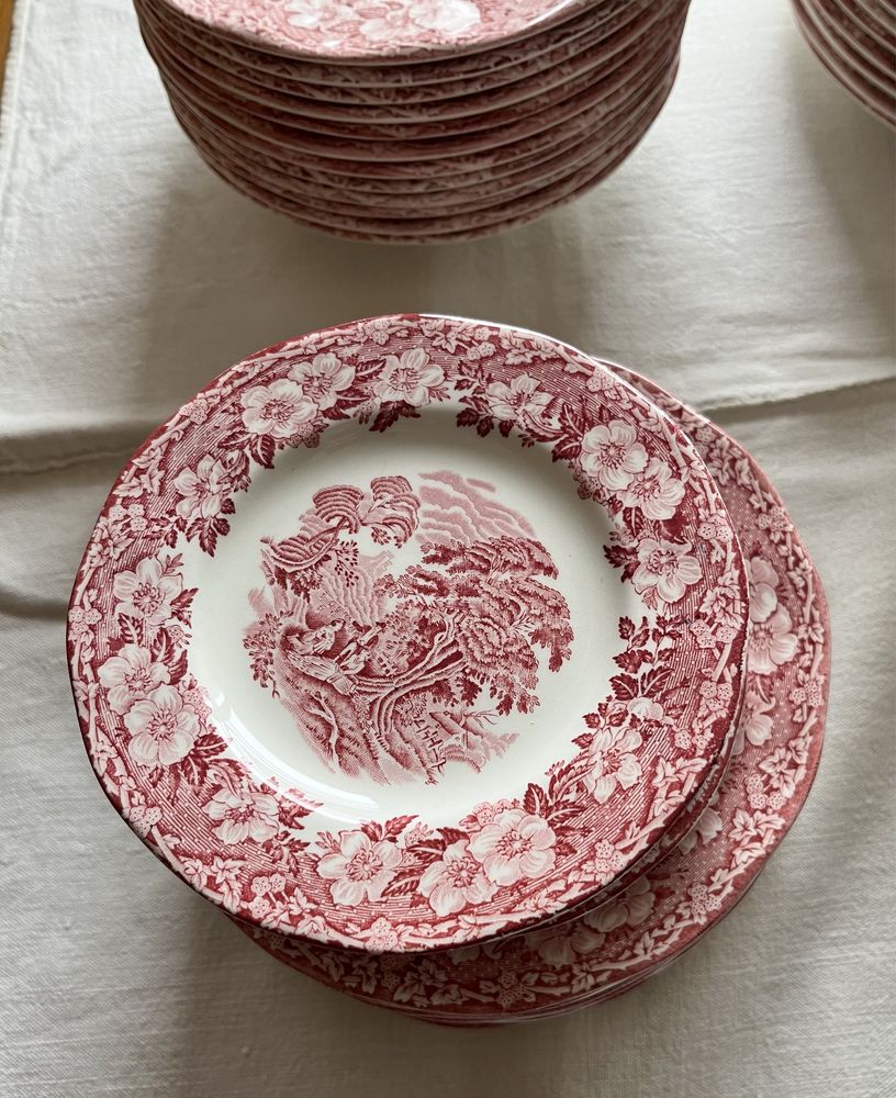 Serviço de jantar Enoch Wedgwood Woodland