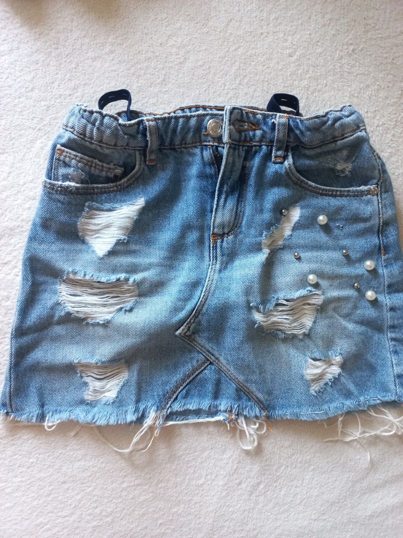 Стильна джинсова спідничка від Zara