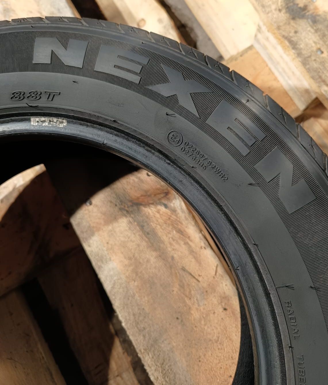 2x Nexen Nblue HD 185/65 R15 88T