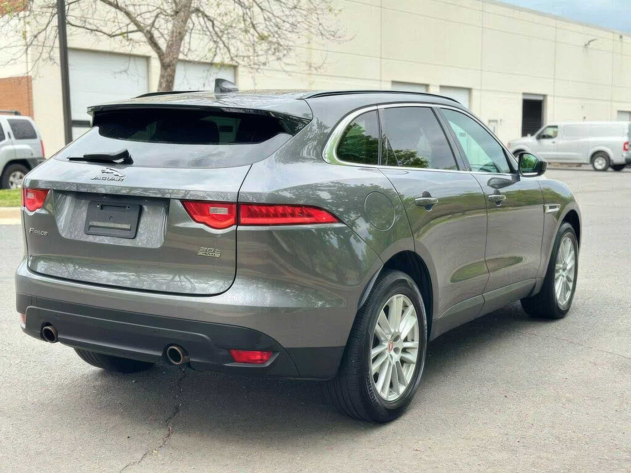 2018 Jaguar F-PACE 30t Prestige