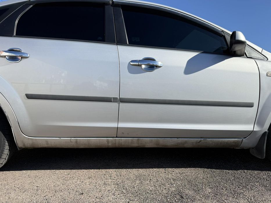 Автомобіль Ford Focus 2004