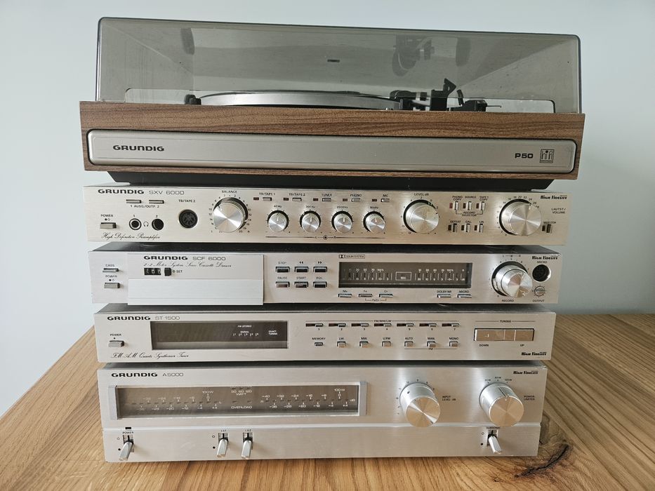 Grundig A5000 - końcówka mocy, działa tylko jedna strona.