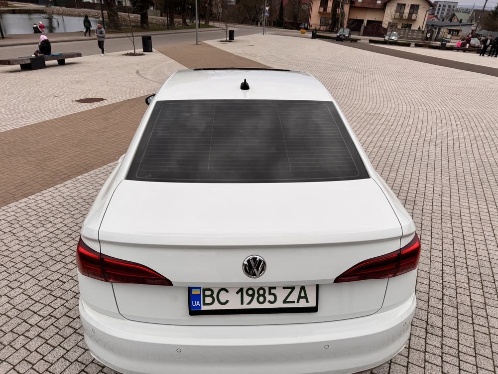 Volkswagen E-Bora