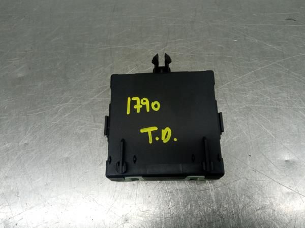 Módulo porta trás direito MERCEDES-BENZ Classe C (W205)