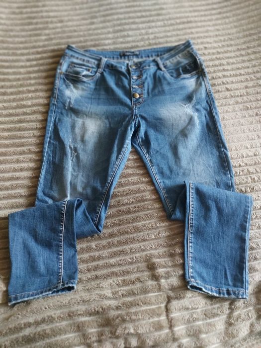 Джинсы-бойфренды, р.52-54