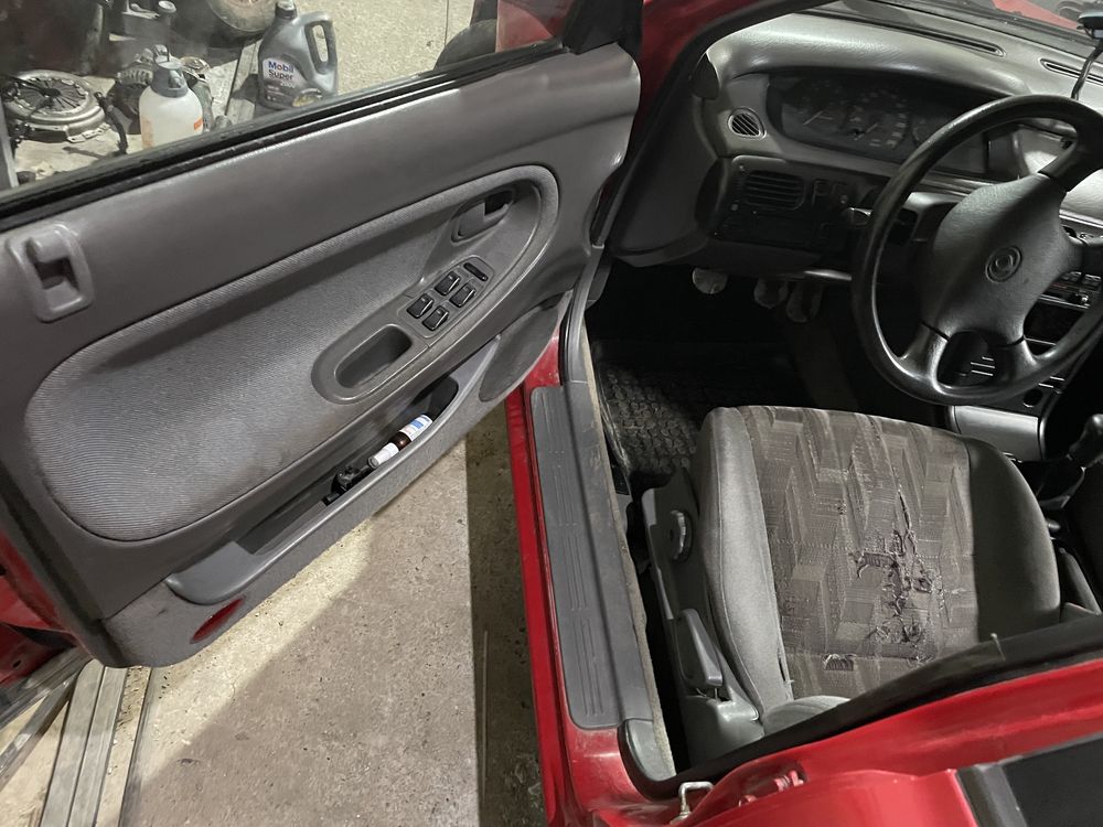 Mazda 626ge 2.0 розбірка