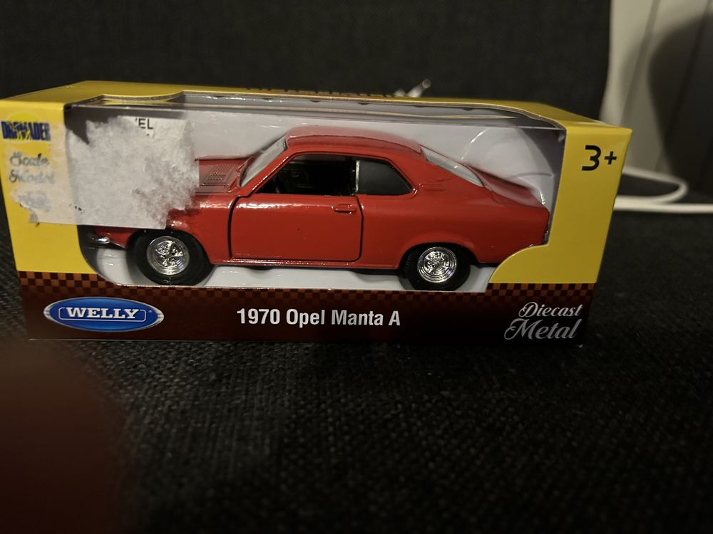 Opel manta A welly old timer