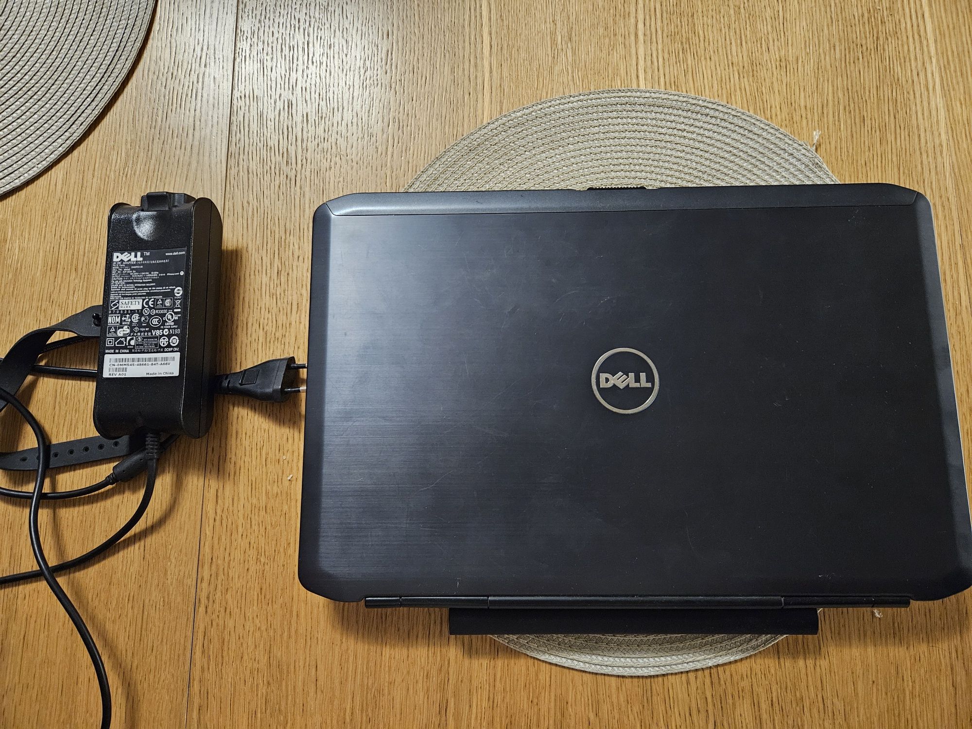 Laptop Dell Lattitude E5530 i5 8GB SSD większa bateria