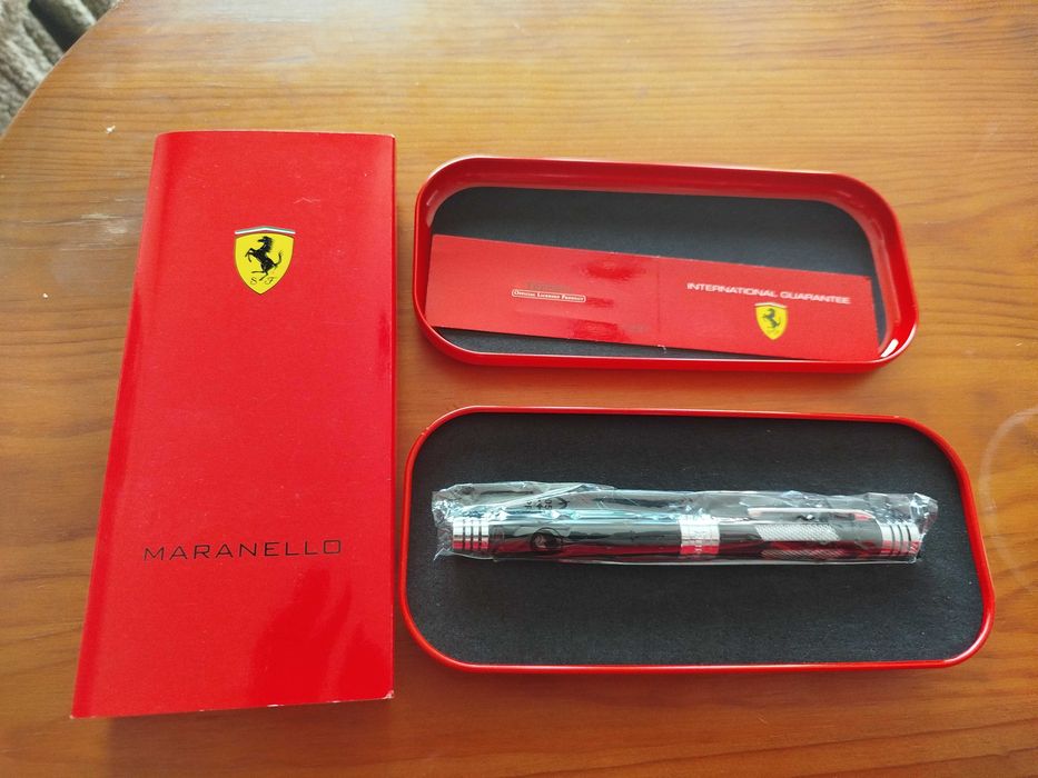 Caneta tinteiro FERRARI Maranello - nova