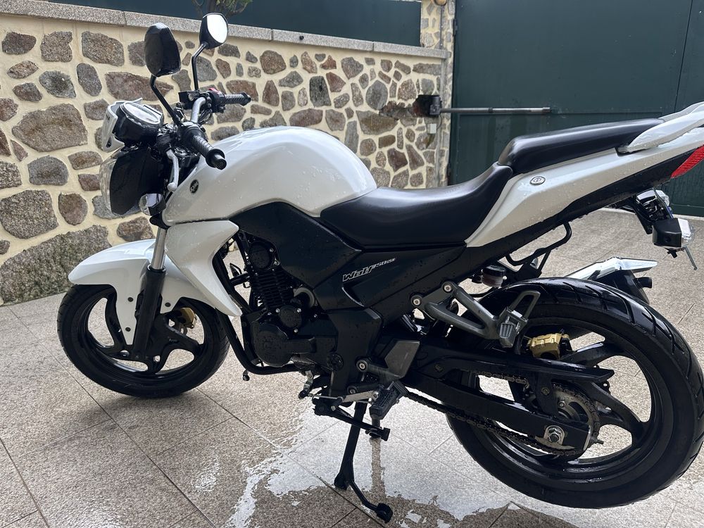 Sym wolf 125 cc com 1800 km
