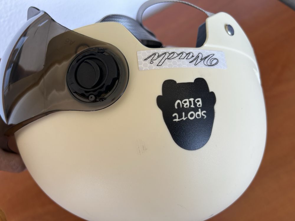 Vendo capacete novo