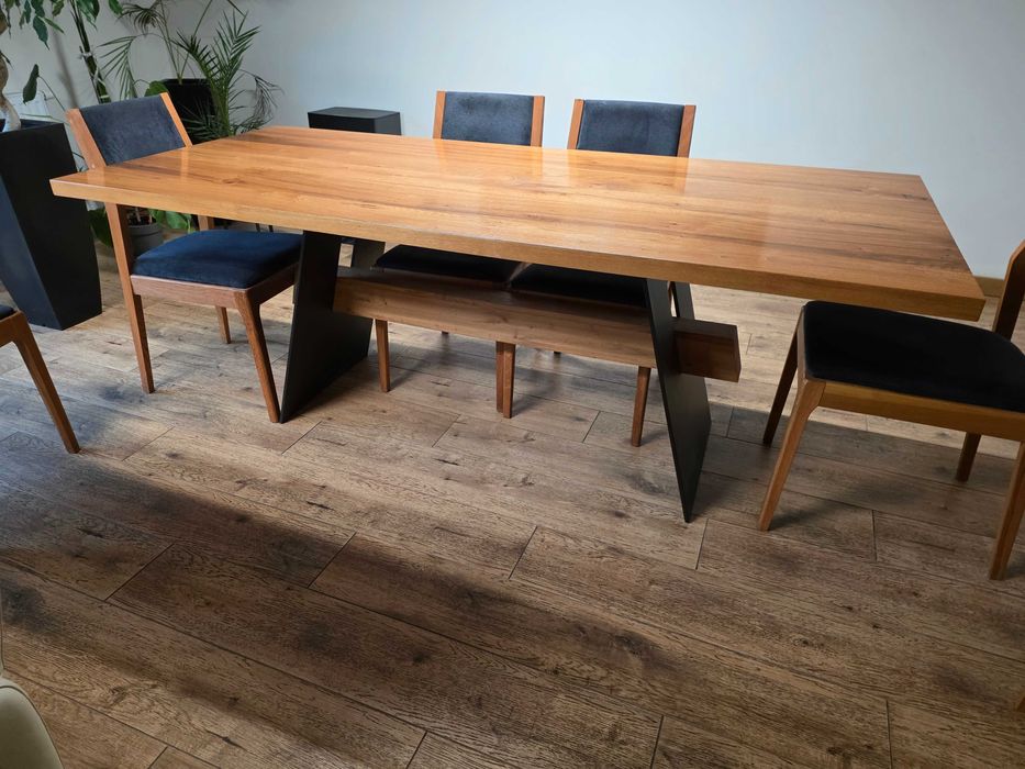 Stół do jadalni, lite drewno plus metal, Krysiak Meble Moreno