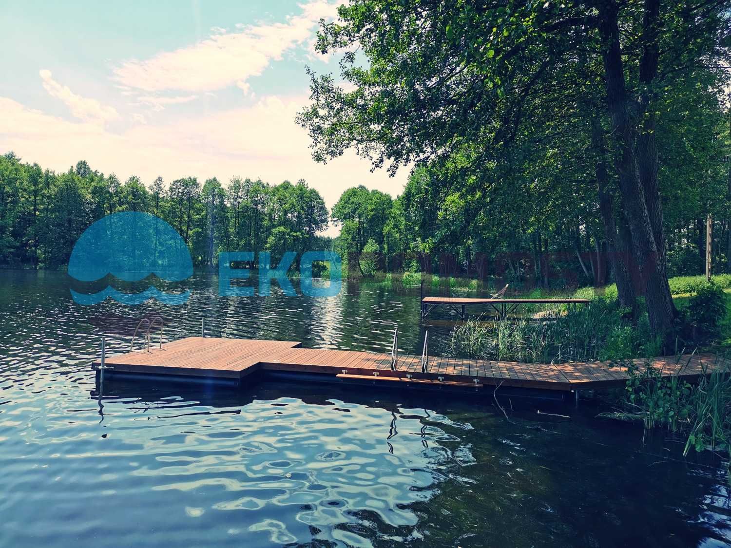 Pomost pływający 12m długi - 30mkw z modrzewiem syberyjskim