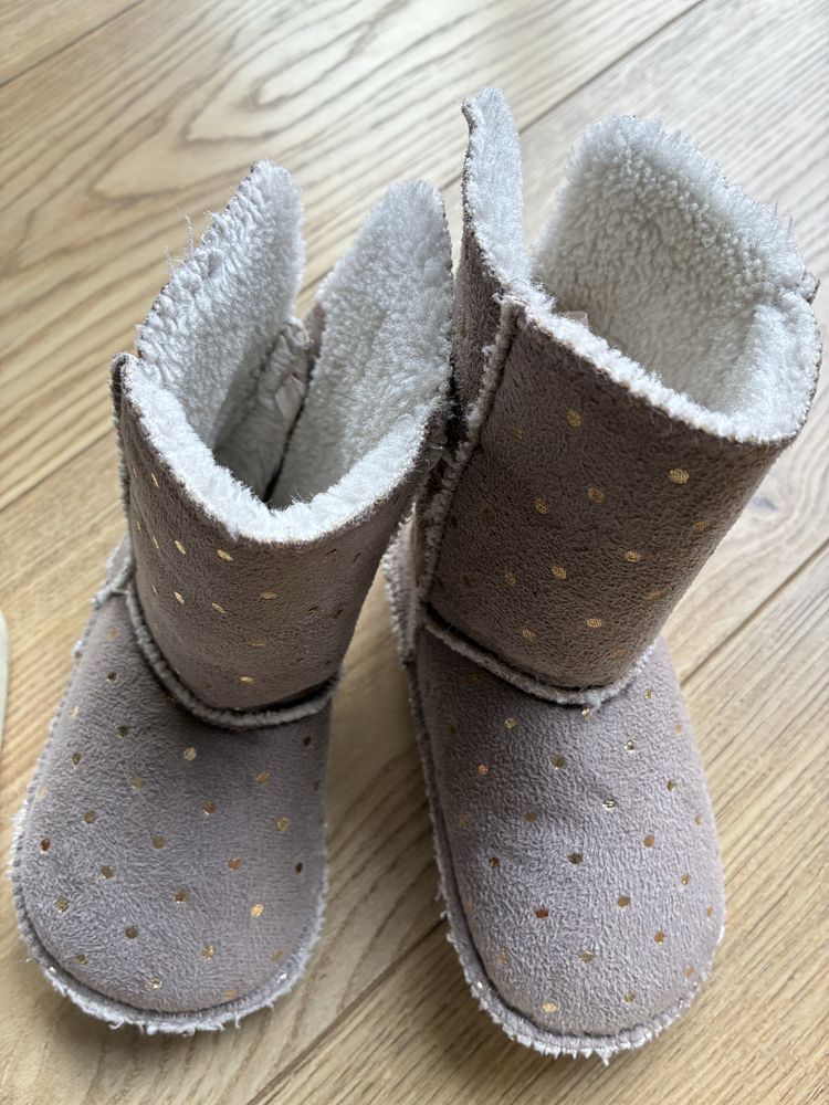 Buciki dla dziewczynek H&M rozmiar 20 21 22 adidasy daszki trampki