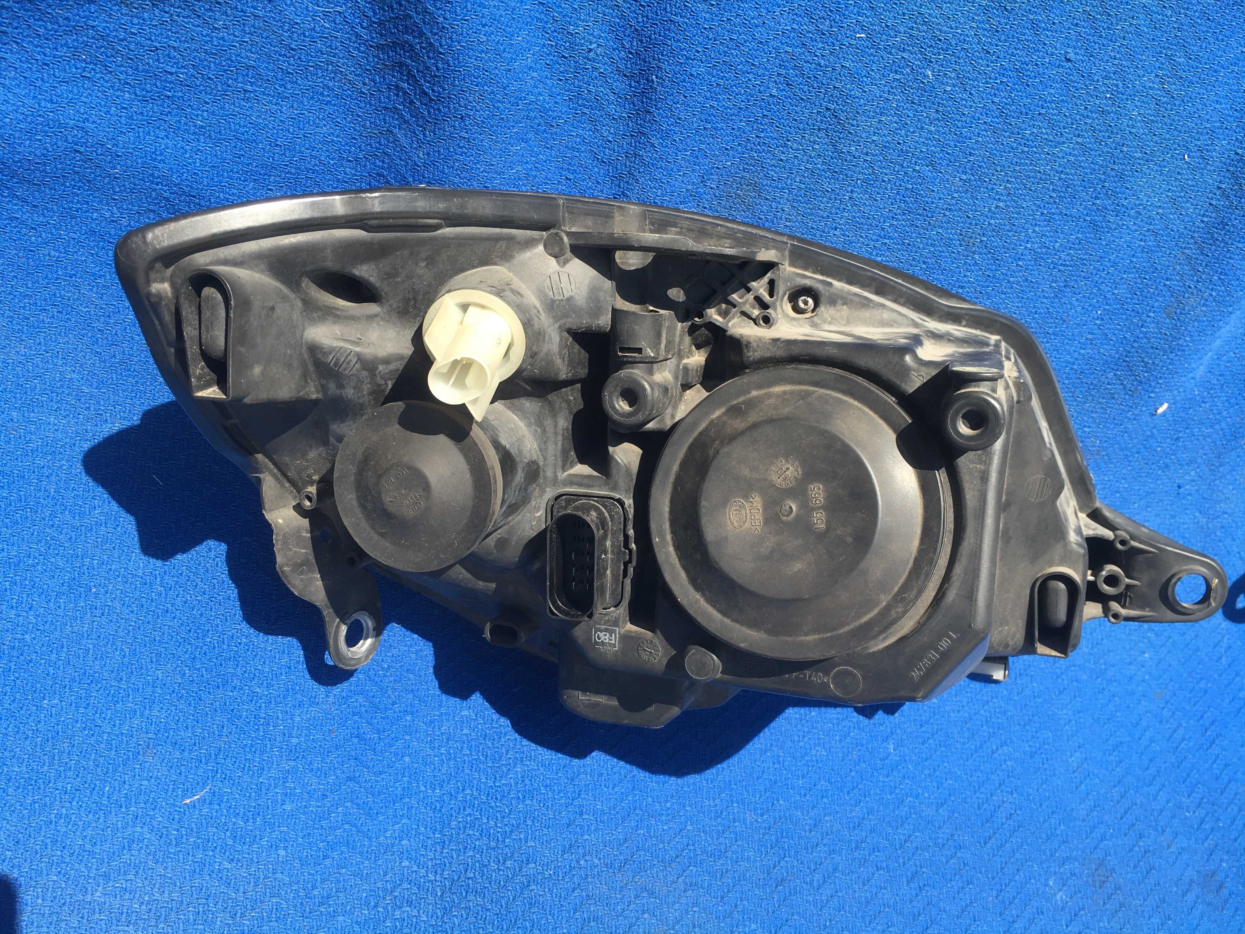 Lampy Škoda Fabia II 07-10 BI-HALOGEN HELLA