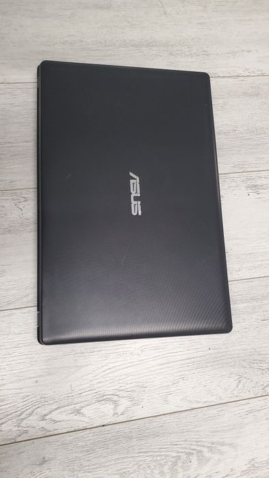 Ноутбук Asus D550c 15.6 дюйм.