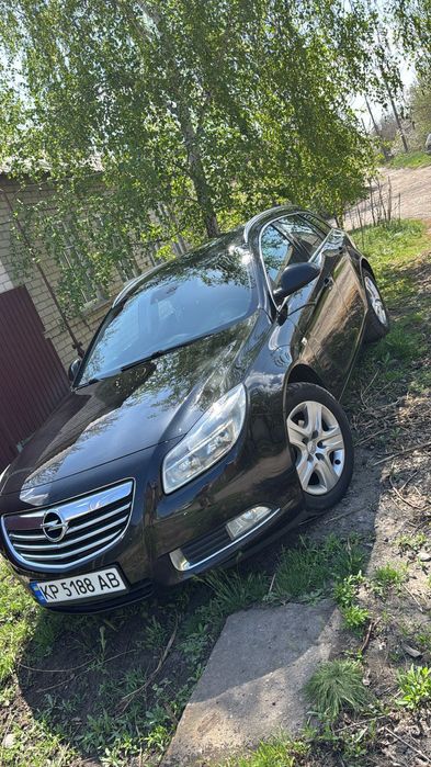 Продаж авто Opel insignia 2013