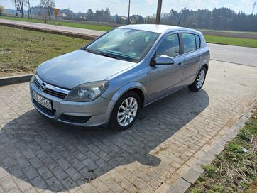 Opel Astra H 1.7 Hak