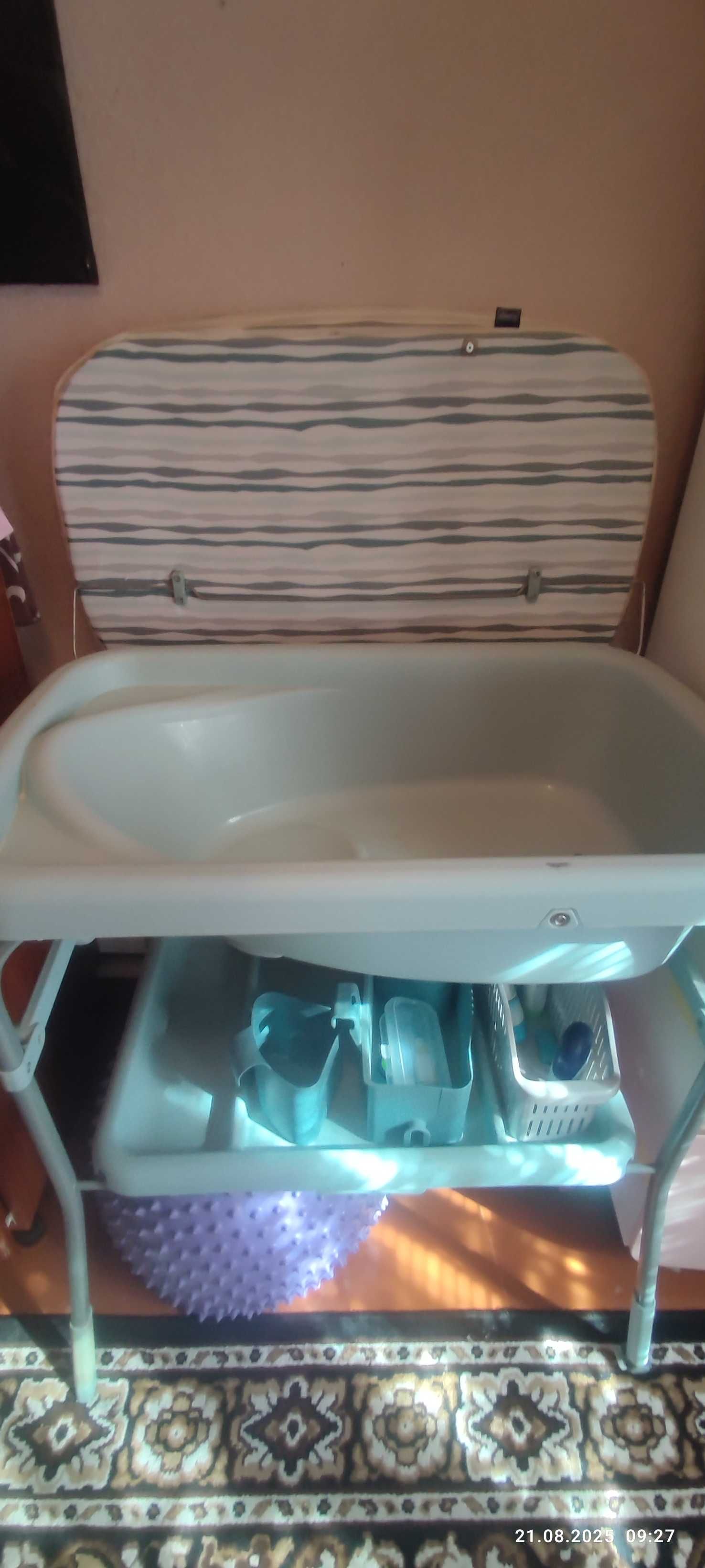 Продам детскую кроватку